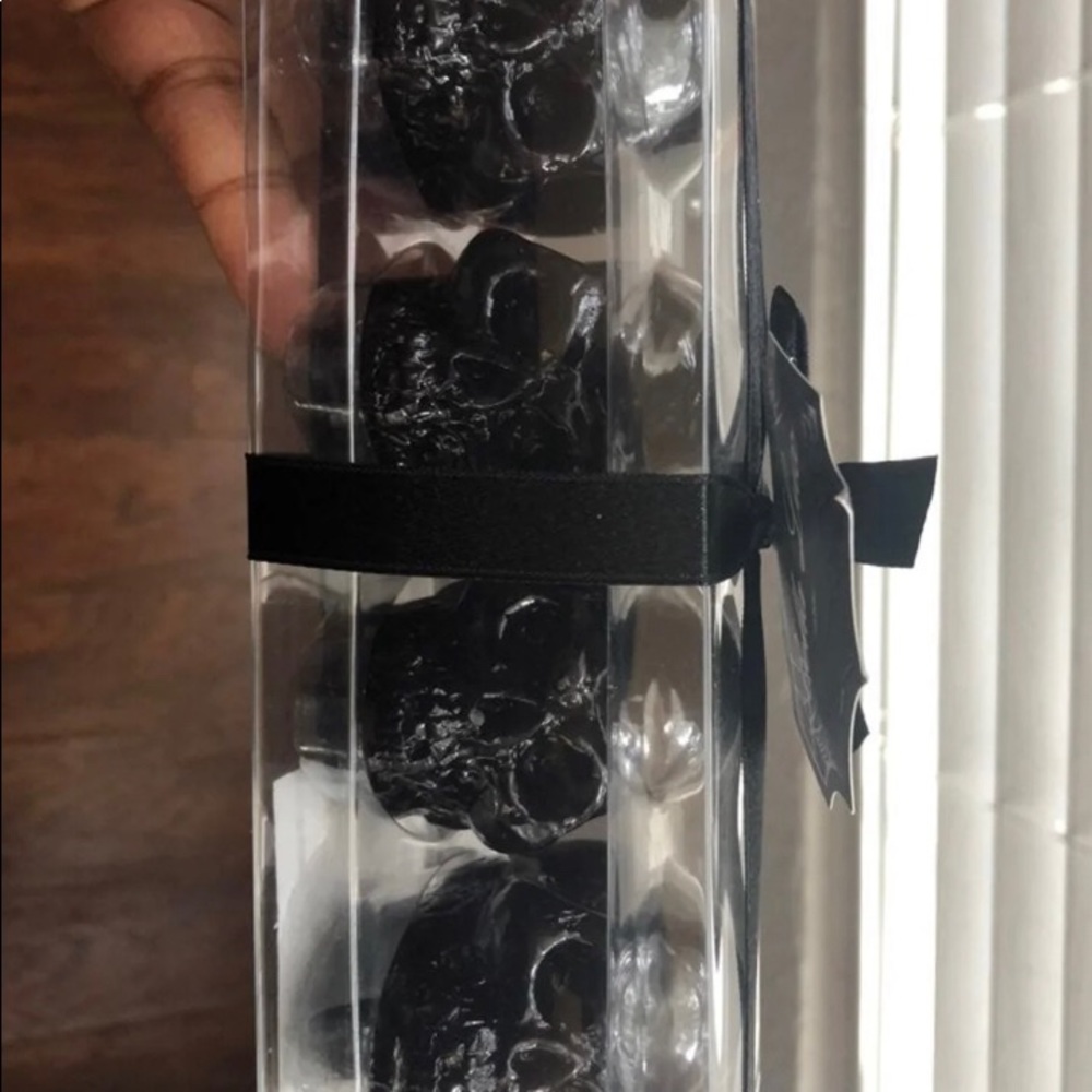 Black Skull Candles